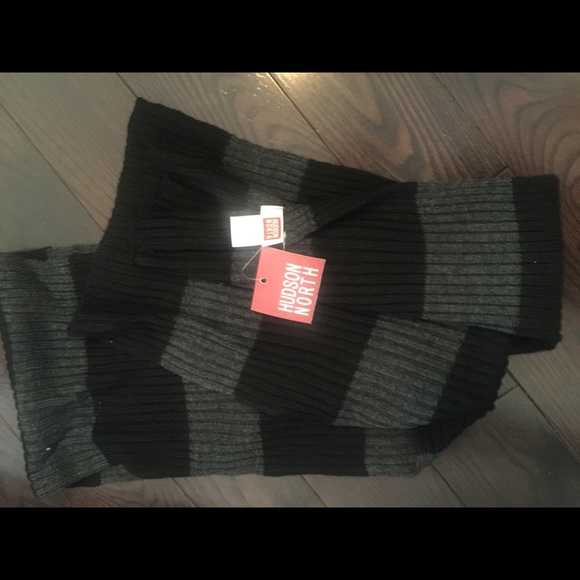 Scarf - Picture 2 of 2